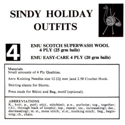 wonkyzebra_00738_e_sindy_dolls_holiday_outfits