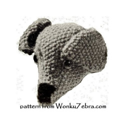 wonkyzebra_520_b_emu_knitted_dog