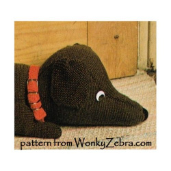 wonkyzebra_t1015_t_knit_dachshund_draught_excluder