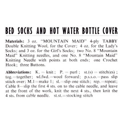 wonkyzebra_z1013_e_bed_socks_and_hot_water_bottle_cover_288