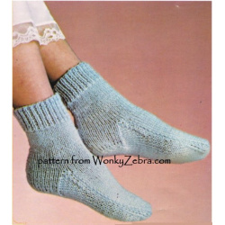 wonkyzebra_z1017_d_thermo_knit_body_belt_knee_warmers_and_bedsocks_k1405