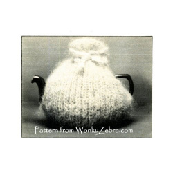 wonkyzebra_z1207_c_two_tea_cosies