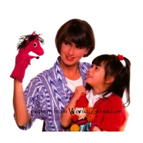 wonkyzebra_548_a_horse_hand_puppet