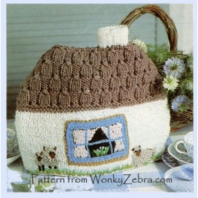 wonkyzebra_z1393_b_bella_cottage_clever_tea_cosy_knitting